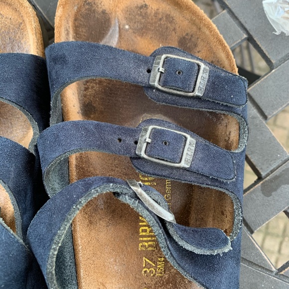 3 strap Birkenstock’s - Picture 4 of 6